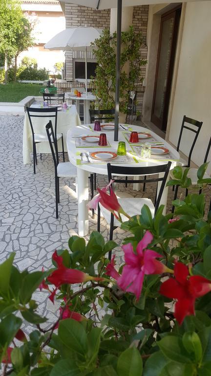 Villa Gioia Rooms Montegranaro Luaran gambar
